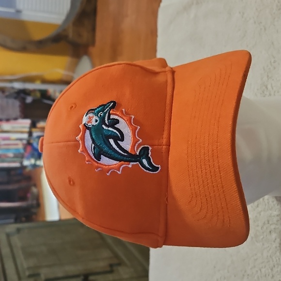 NFL MIAMI DOLPHINS BASEBALL HAT - Picture 1 of 5